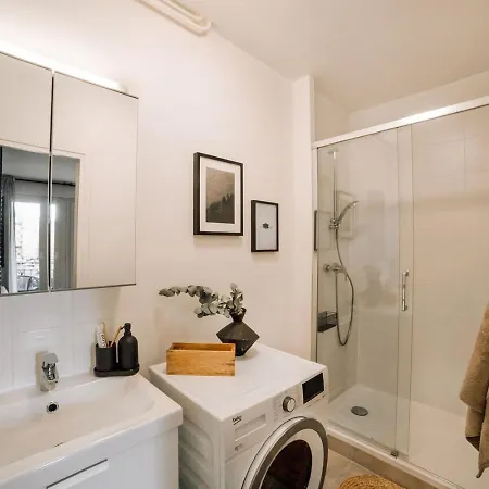 Nuria - Et Balcon A Auteuil 아파트 *