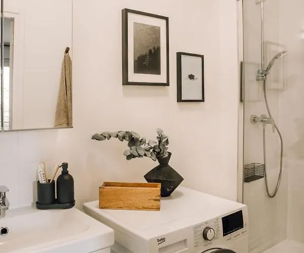 Nuria - Et Balcon à Auteuil Appartement